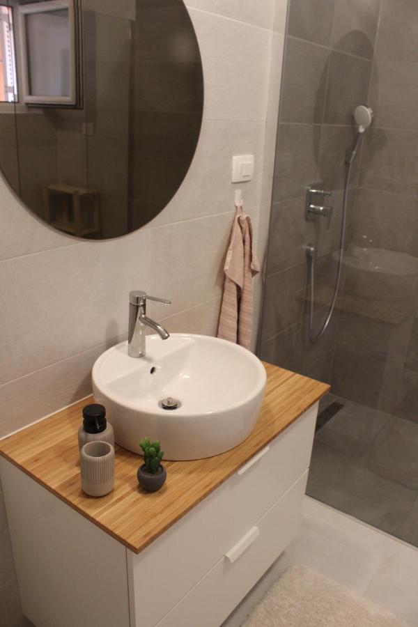Sanda Apartment Banjole Bagian luar foto