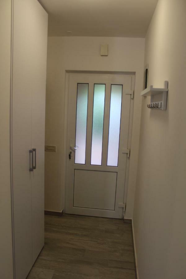 Sanda Apartment Banjole Bagian luar foto
